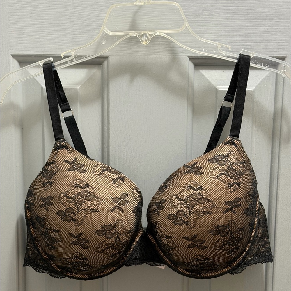 Victoria’s Secret Demi Uplift Bra Full Coverage Biofit Black Lace Underwire 40D